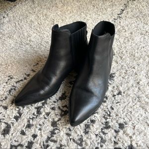 Halogen Booties
